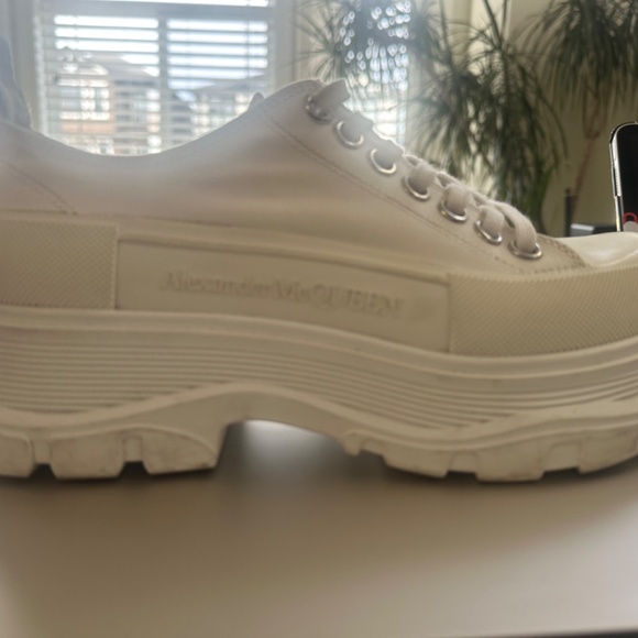 Alexander McQueen's Women's Tread Slick Lace Up Sneakers in White - Picture 2 of 8